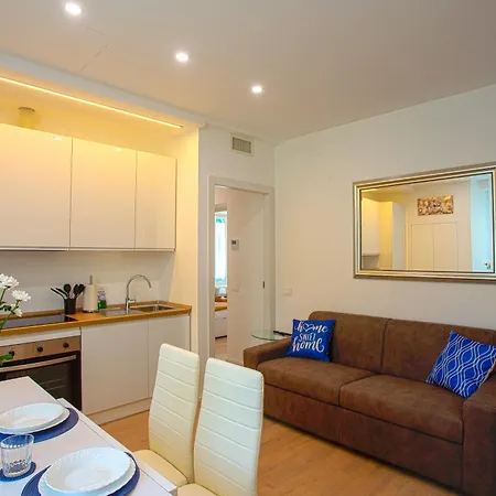 Benvenuti Ad Angel's House A Como,vicino Al Lago! Appartement *